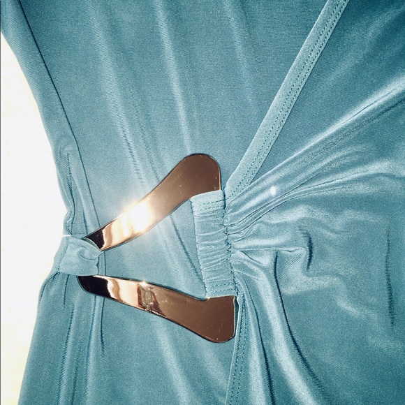 Long sleeve silver buckle top, Sz L. - Picture 3 of 7